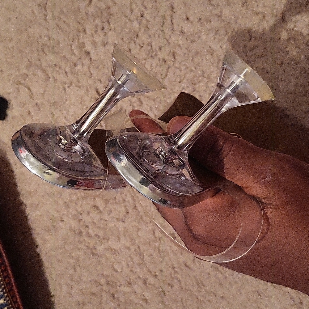 Shoe - Picture 3 of 6